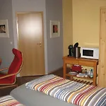 Guest house Taunusblick Und Rosbach vor der Hohe
