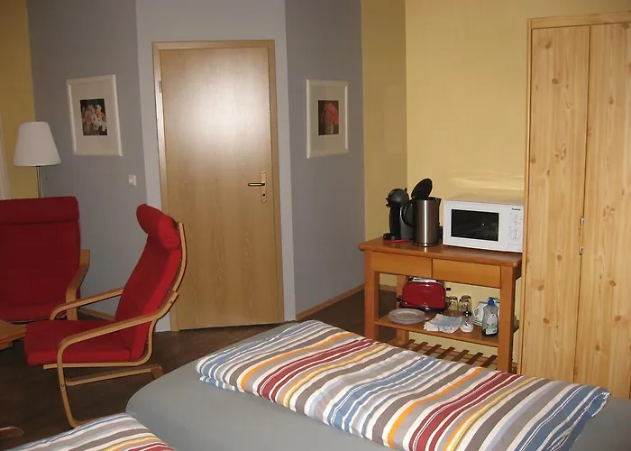 Pensión Taunusblick Und Rosbach vor der Höhe