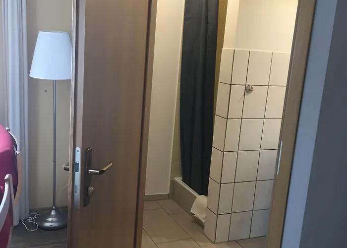 Taunusblick Und 2* Rosbach vor der Höhe